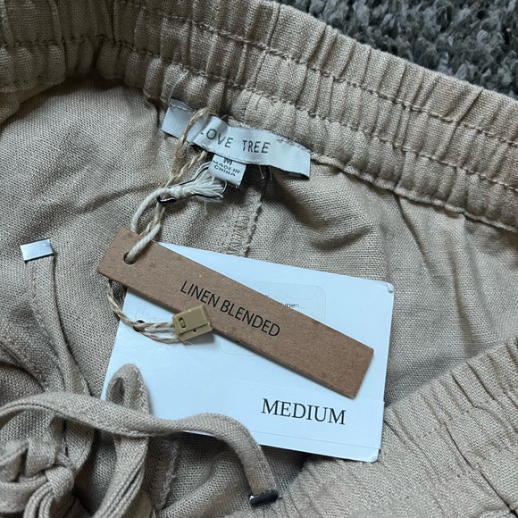 NWT Love Tree Tan Khaki Cargo Jogger Pants Women's Size Medium Linen Blend - Picture 3 of 3